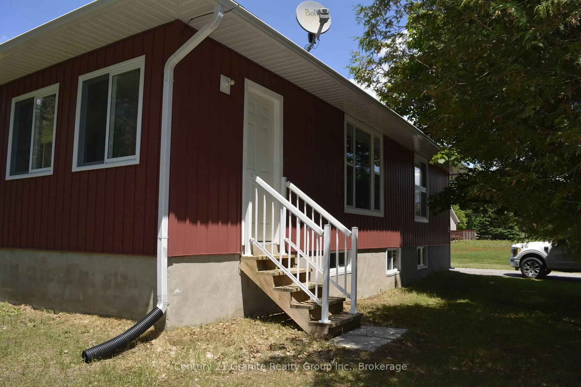 Photo 36 of 671 Hastings Street N, Bancroft, Bancroft Ward — HOMEH