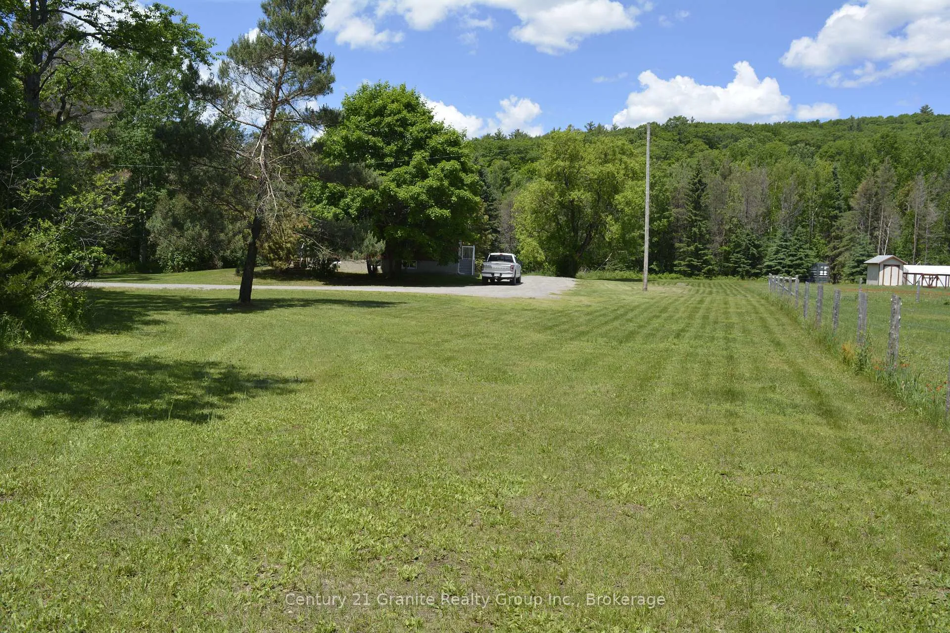 Photo 38 of 671 Hastings Street N, Bancroft, Bancroft Ward — HOMEH