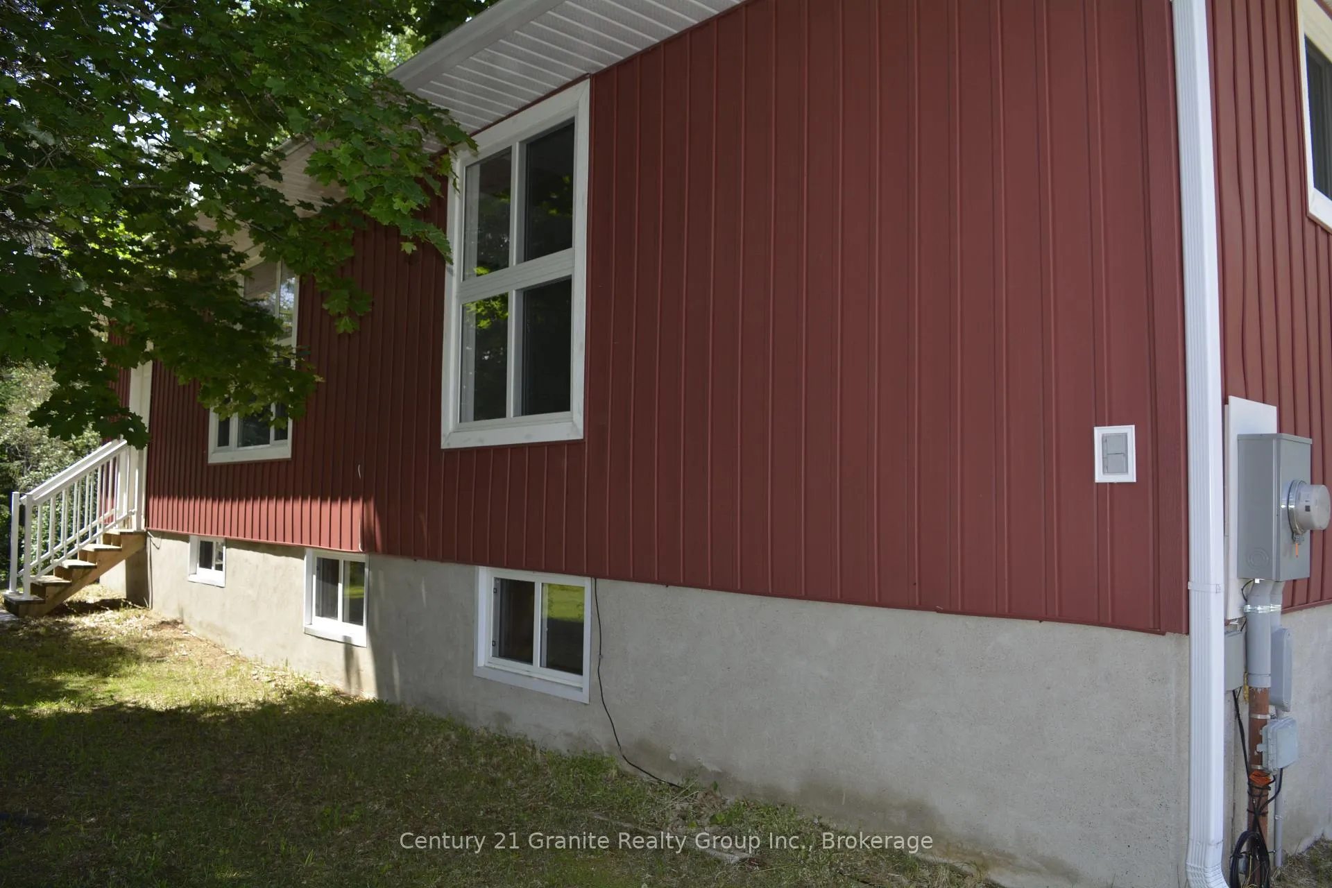Photo 40 of 671 Hastings Street N, Bancroft, Bancroft Ward — HOMEH