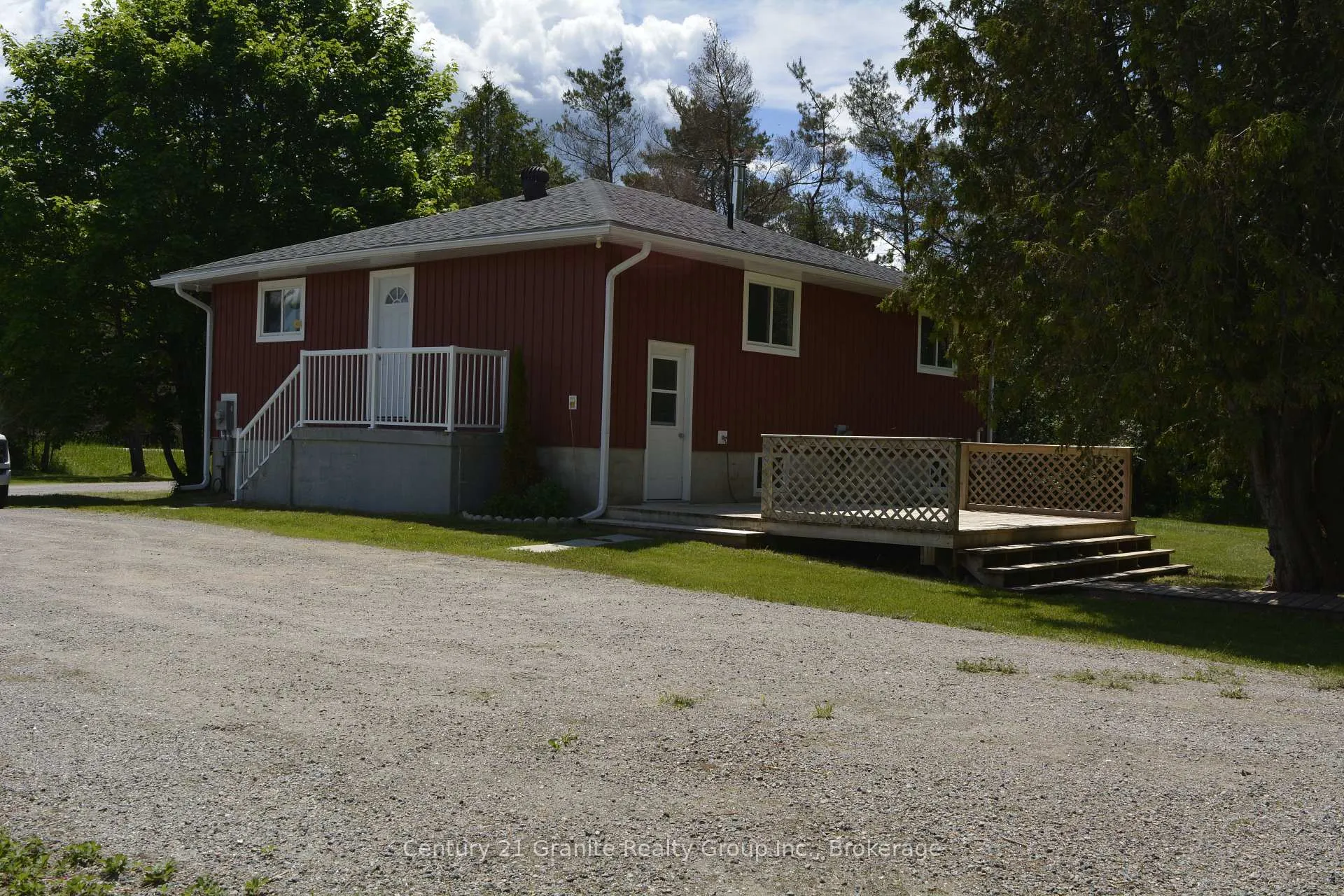 Photo 44 of 671 Hastings Street N, Bancroft, Bancroft Ward — HOMEH