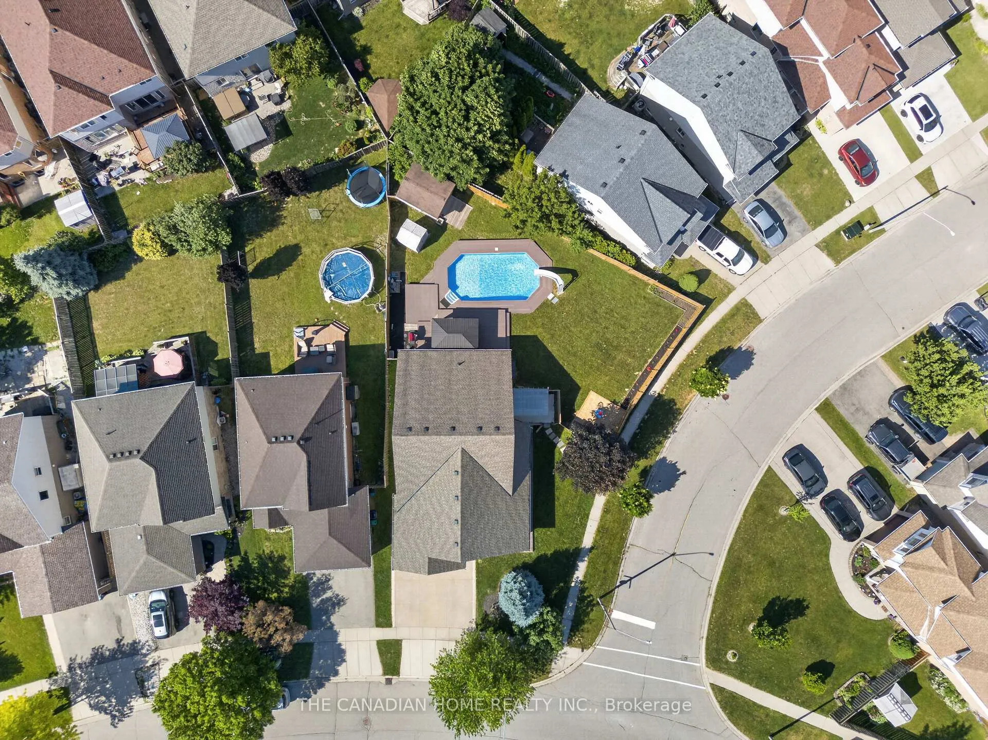 Photo 3 of 339 Kerwood Drive, Cambridge — HOMEH