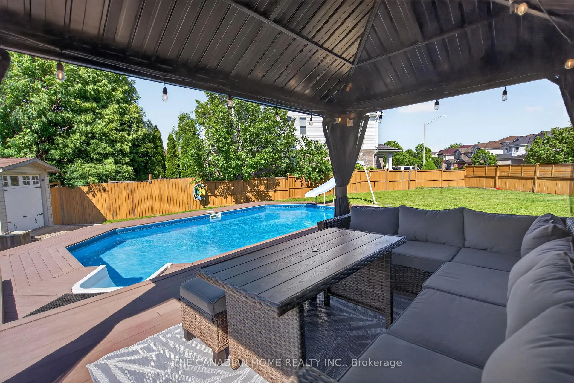Photo 12 of 339 Kerwood Drive, Cambridge — HOMEH