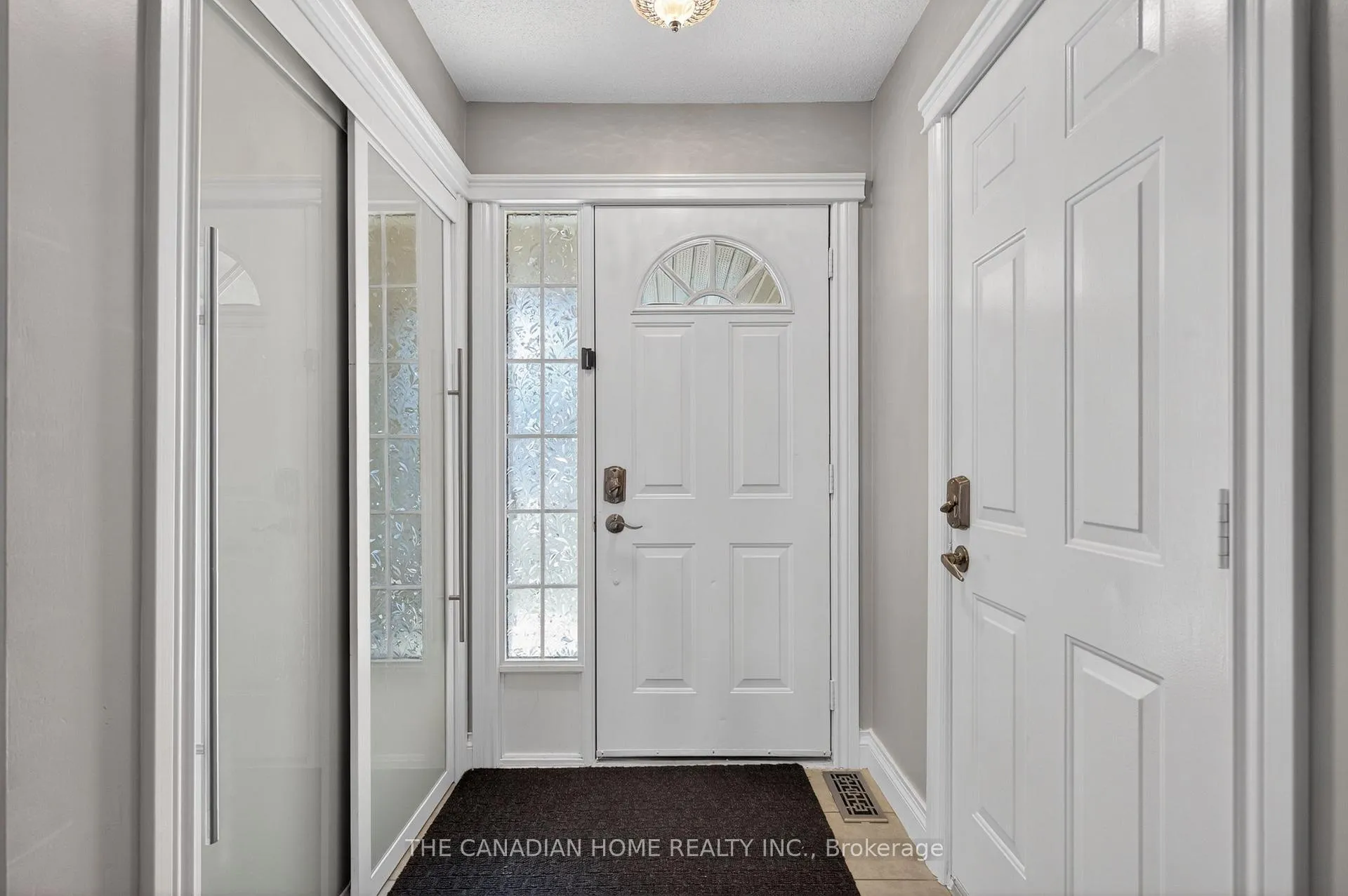 Photo 16 of 339 Kerwood Drive, Cambridge — HOMEH