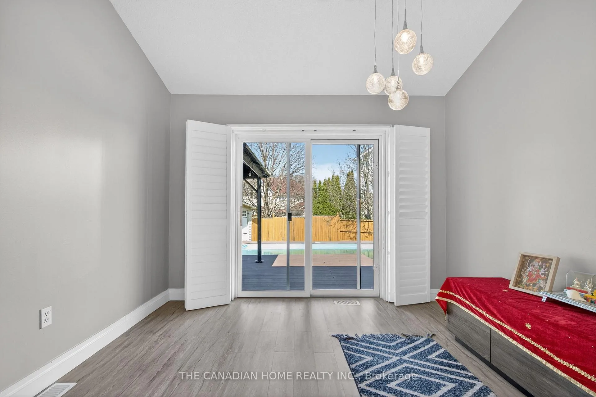 Photo 23 of 339 Kerwood Drive, Cambridge — HOMEH