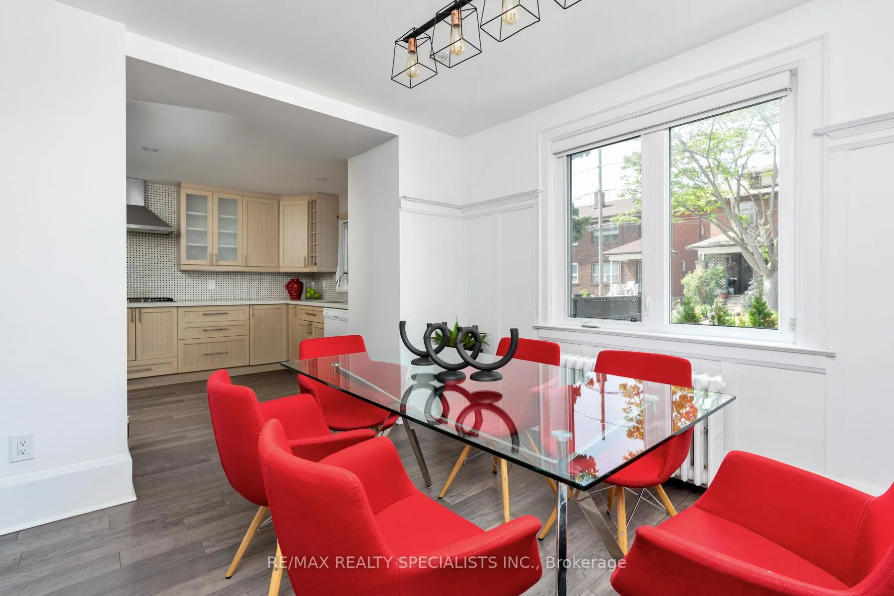 Photo 13 of 290 Westmount Avenue, Toronto, Oakwood Village — HOMEH