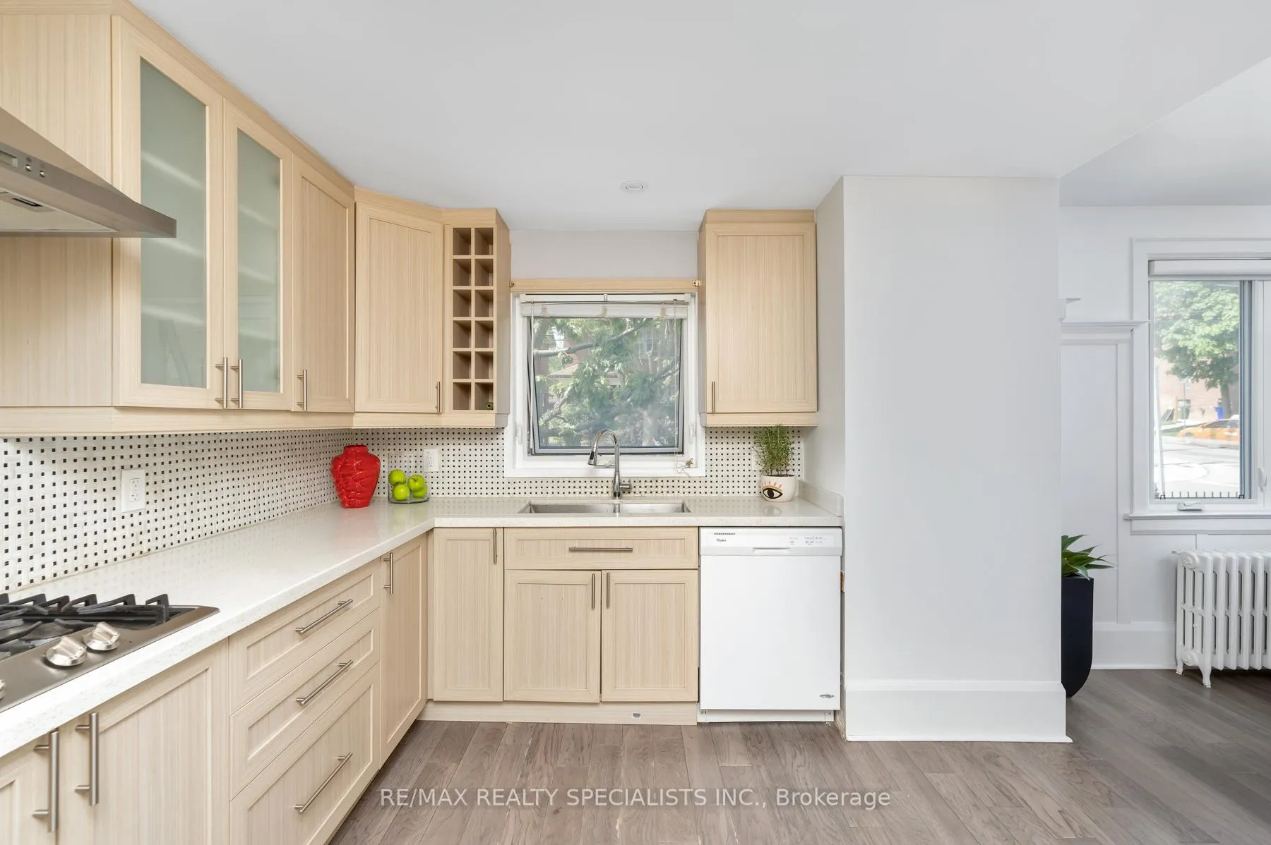 Photo 19 of 290 Westmount Avenue, Toronto, Oakwood Village — HOMEH