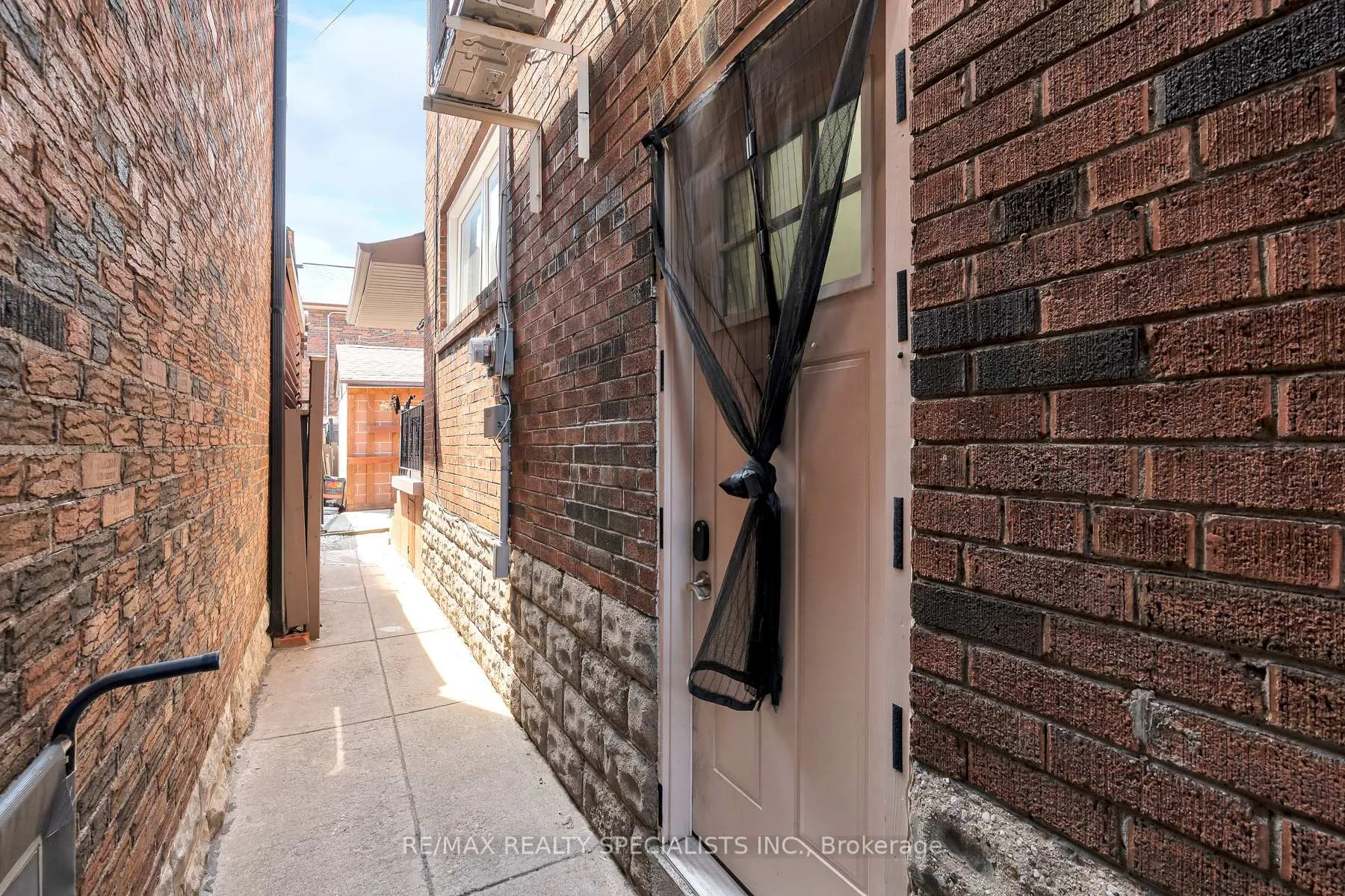Photo 31 of 290 Westmount Avenue, Toronto, Oakwood Village — HOMEH