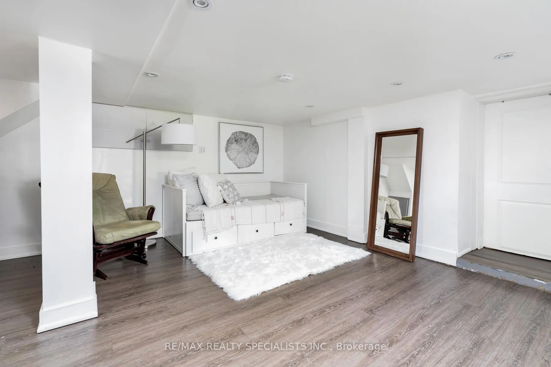 Photo 33 of 290 Westmount Avenue, Toronto, Oakwood Village — HOMEH