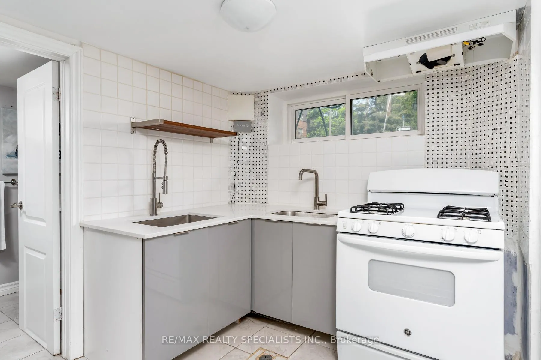 Photo 38 of 290 Westmount Avenue, Toronto, Oakwood Village — HOMEH