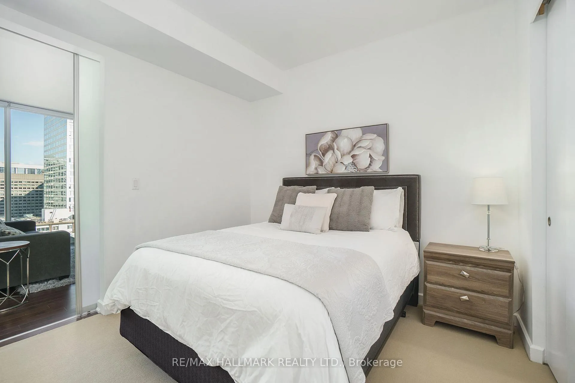 Photo 10 of Unit 1113, 300 Lisgar Street, Ottawa, Ottawa Centre — HOMEH