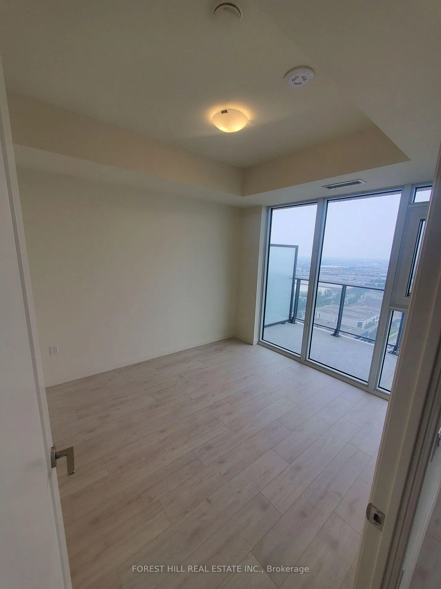 Photo 3 of Unit 2522, 8960 Jane Street, Vaughan, Vellore Village — HOMEH