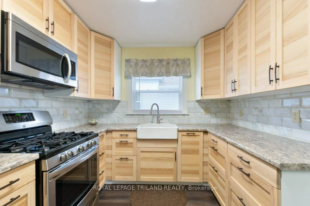 Photo 8 of 21 Mariam Street, St. Thomas — HOMEH