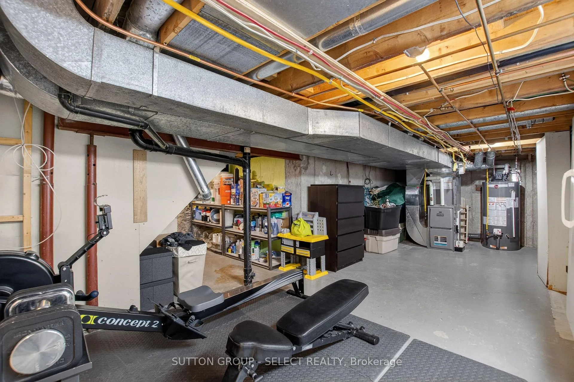Photo 34 of 574 Cranbrook Road S, London, South M — HOMEH