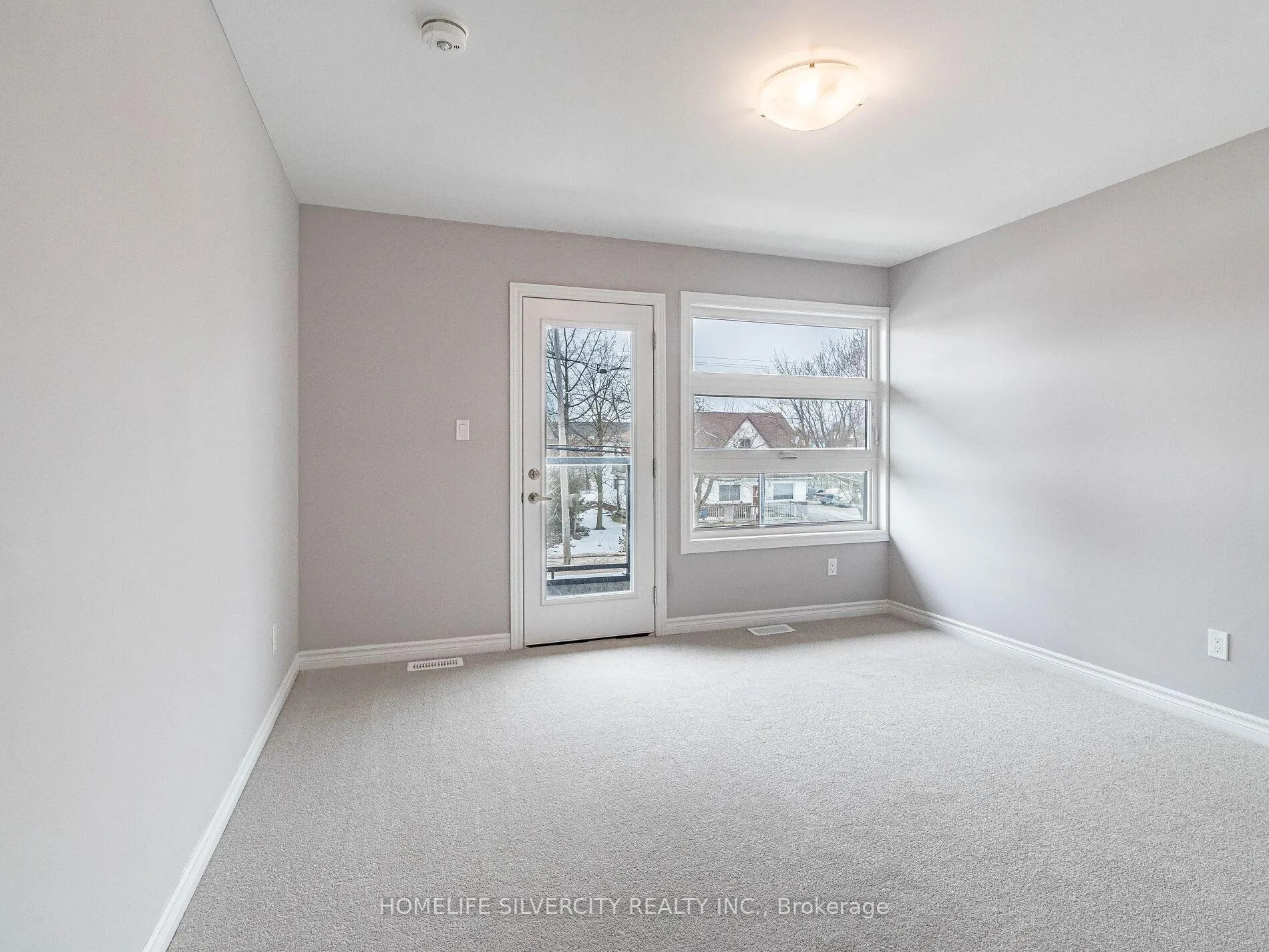 Photo 28 of 215 Southworth Street N, Welland, Lincoln/Crowland — HOMEH