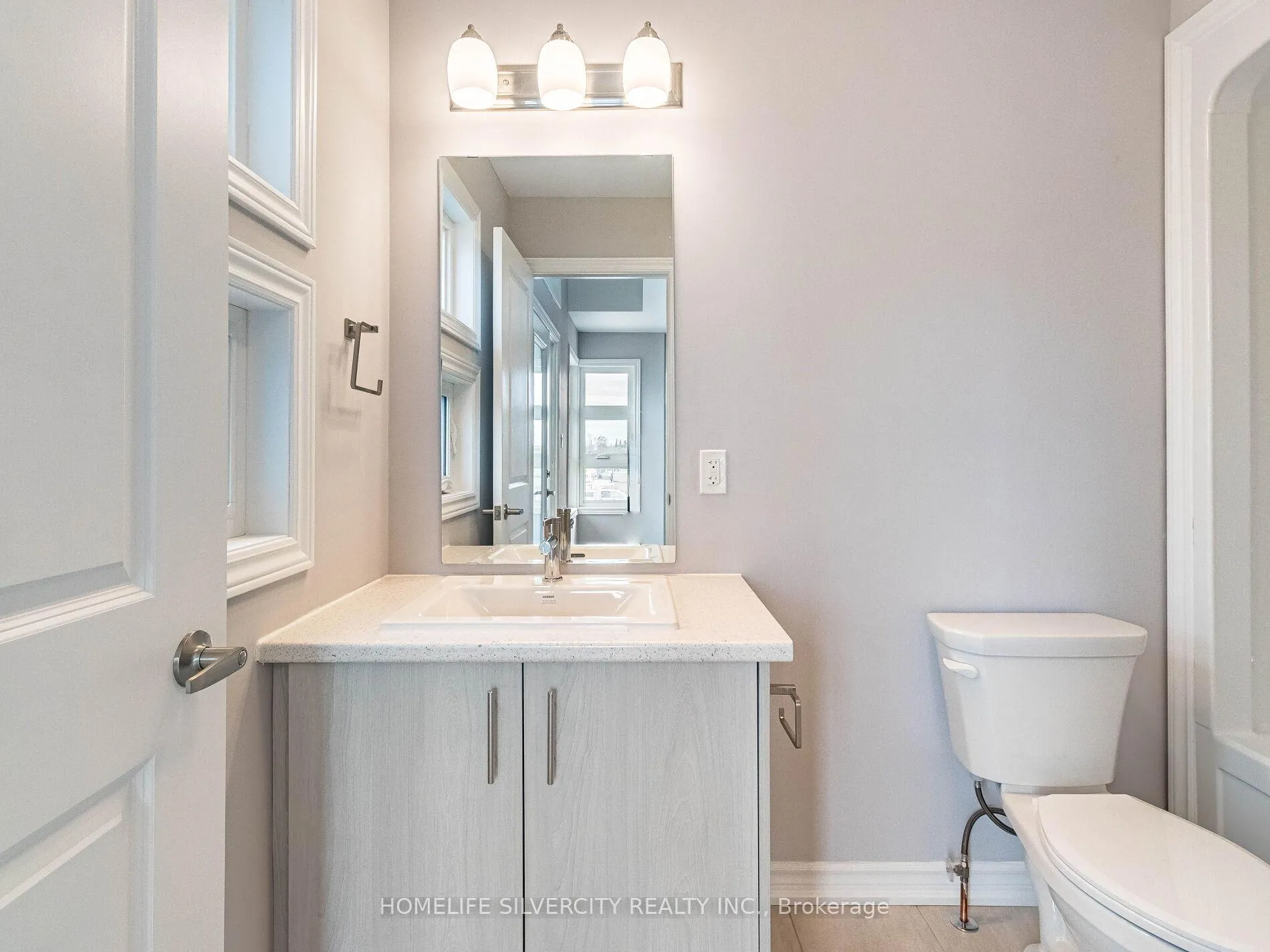 Photo 29 of 215 Southworth Street N, Welland, Lincoln/Crowland — HOMEH