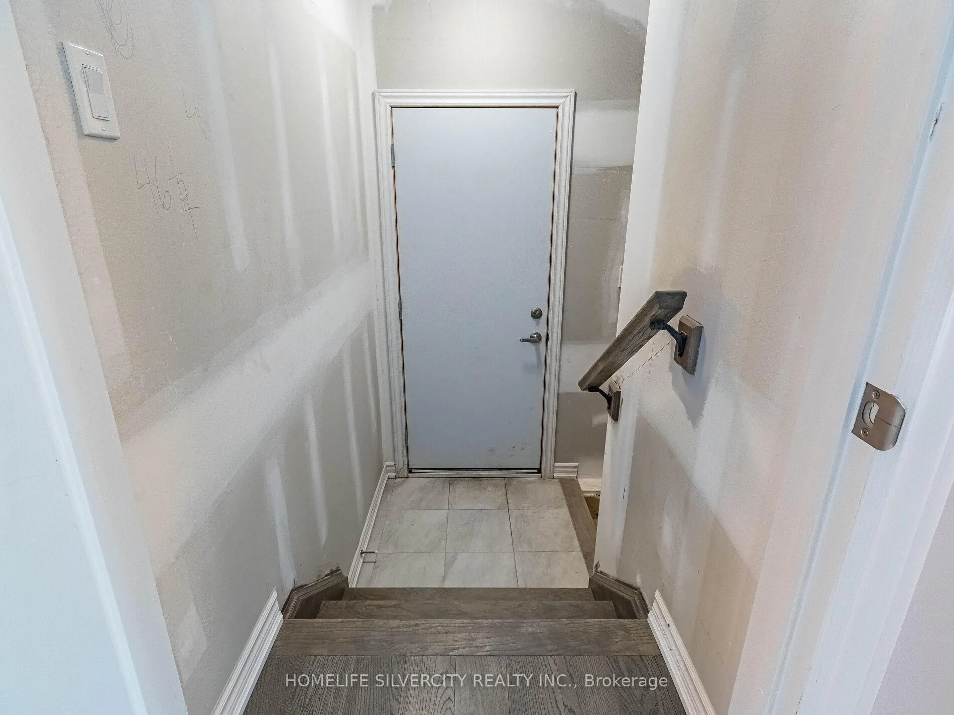 Photo 36 of 215 Southworth Street N, Welland, Lincoln/Crowland — HOMEH