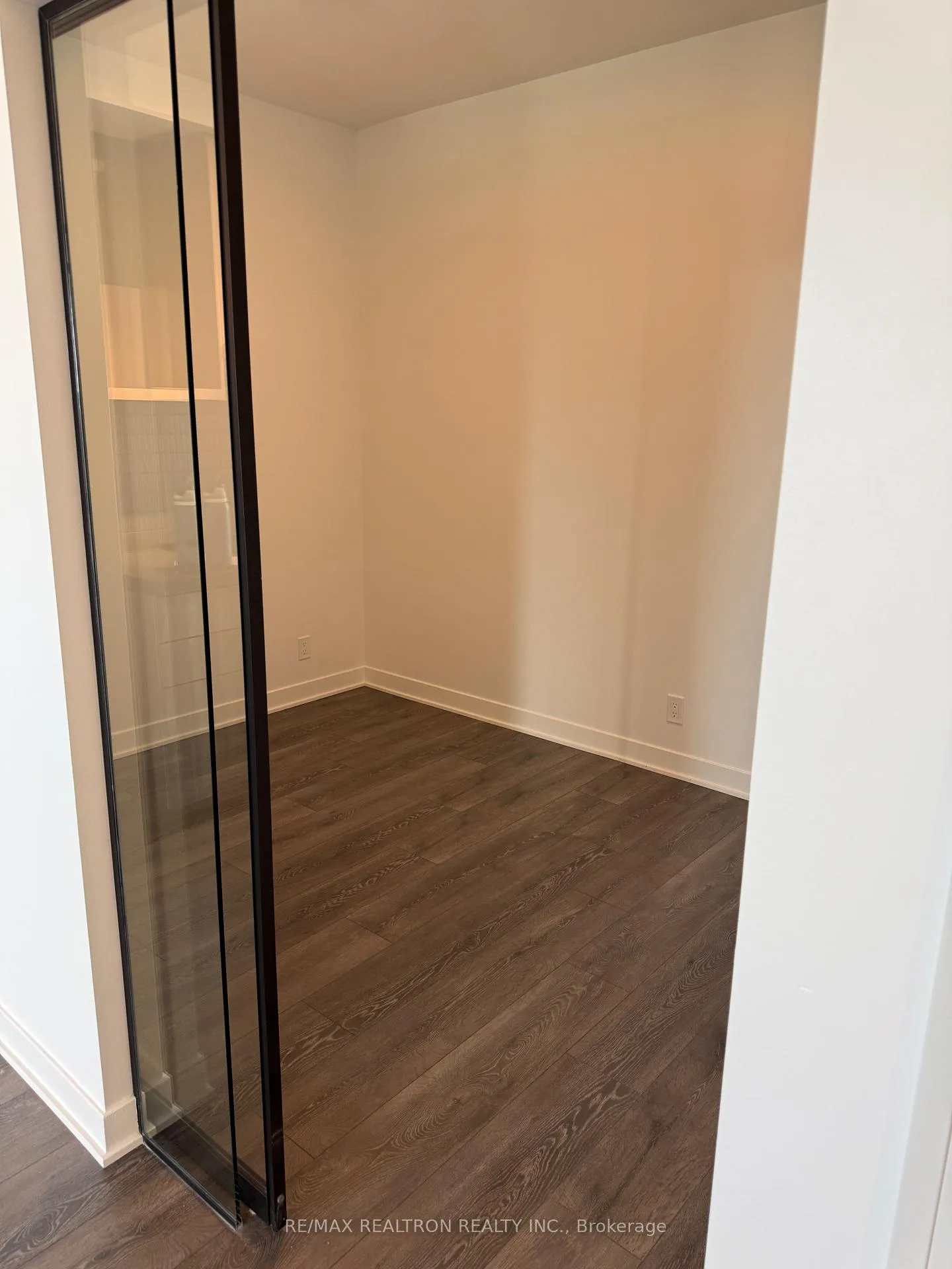 Photo 12 of Unit 1105, 10 Flavelle Trail, Vaughan, Steeles West Industrial — HOMEH