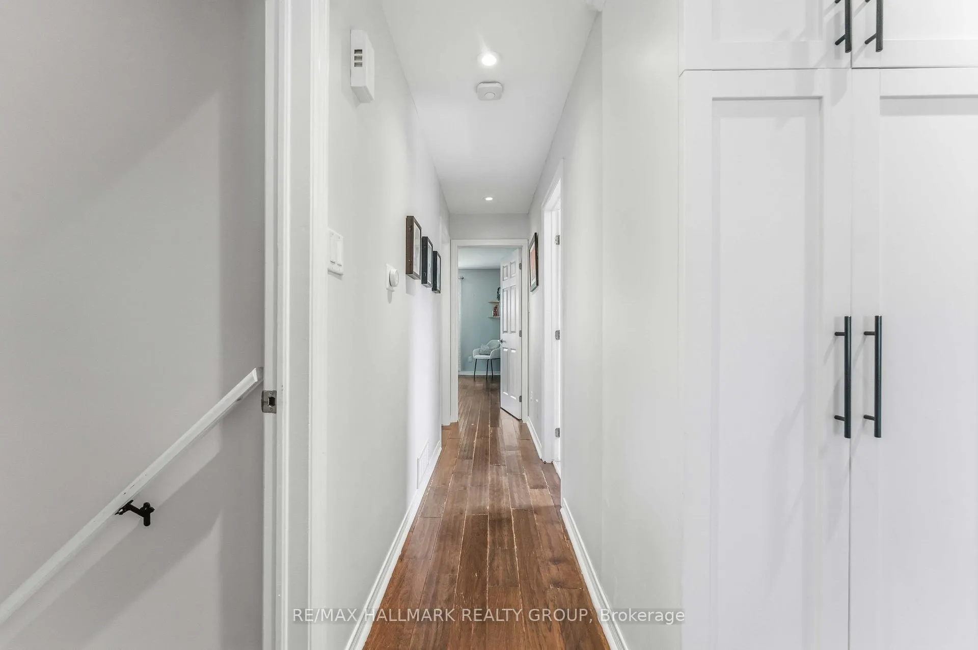 Photo 20 of 352 Mockingbird Drive, Ottawa, Chatelaine Village — HOMEH