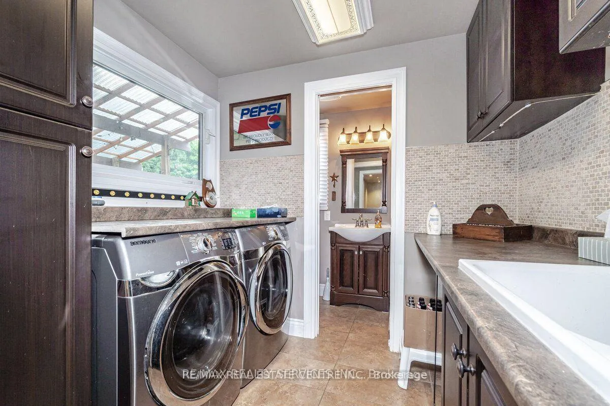 Photo 14 of 104 Kennedy Road, Caledon, Cheltenham — HOMEH