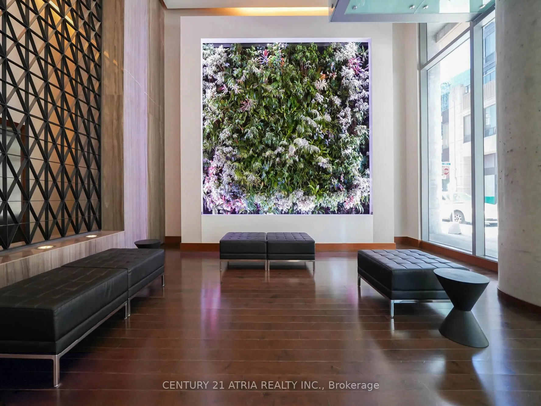 Photo 2 of Unit 1906, 8 Mercer Street, Toronto, Waterfront Communities — HOMEH