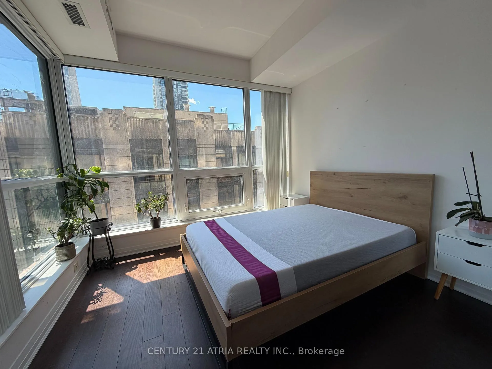 Photo 12 of Unit 1906, 8 Mercer Street, Toronto, Waterfront Communities — HOMEH