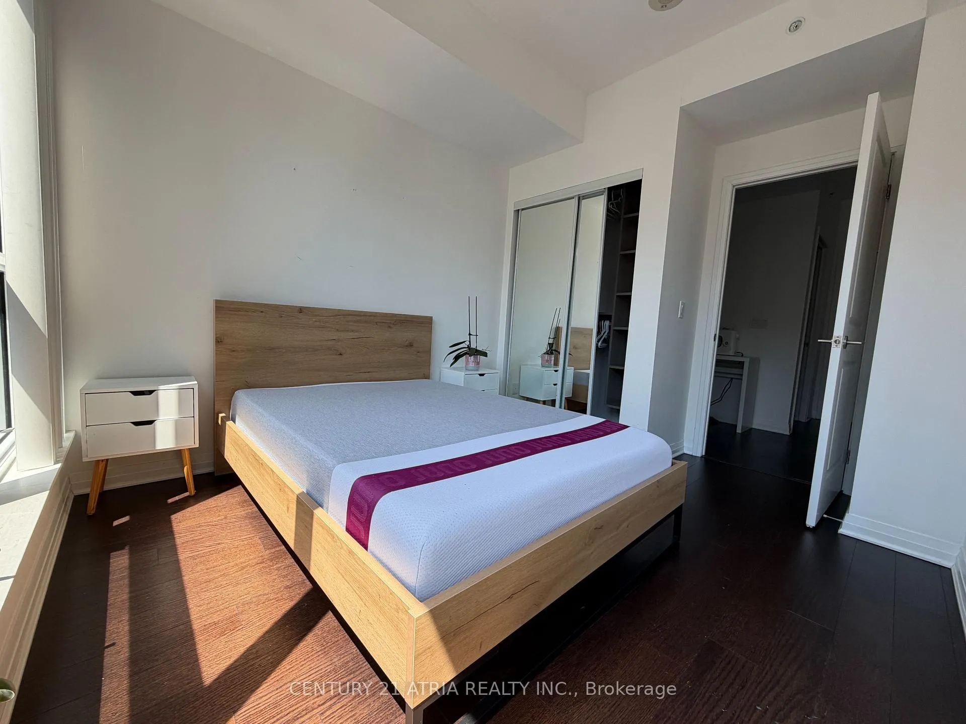 Photo 13 of Unit 1906, 8 Mercer Street, Toronto, Waterfront Communities — HOMEH