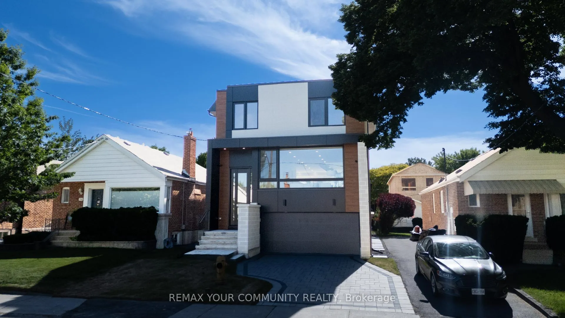 Photo 2 of 360 Woodmount Avenue, Toronto, East York — HOMEH