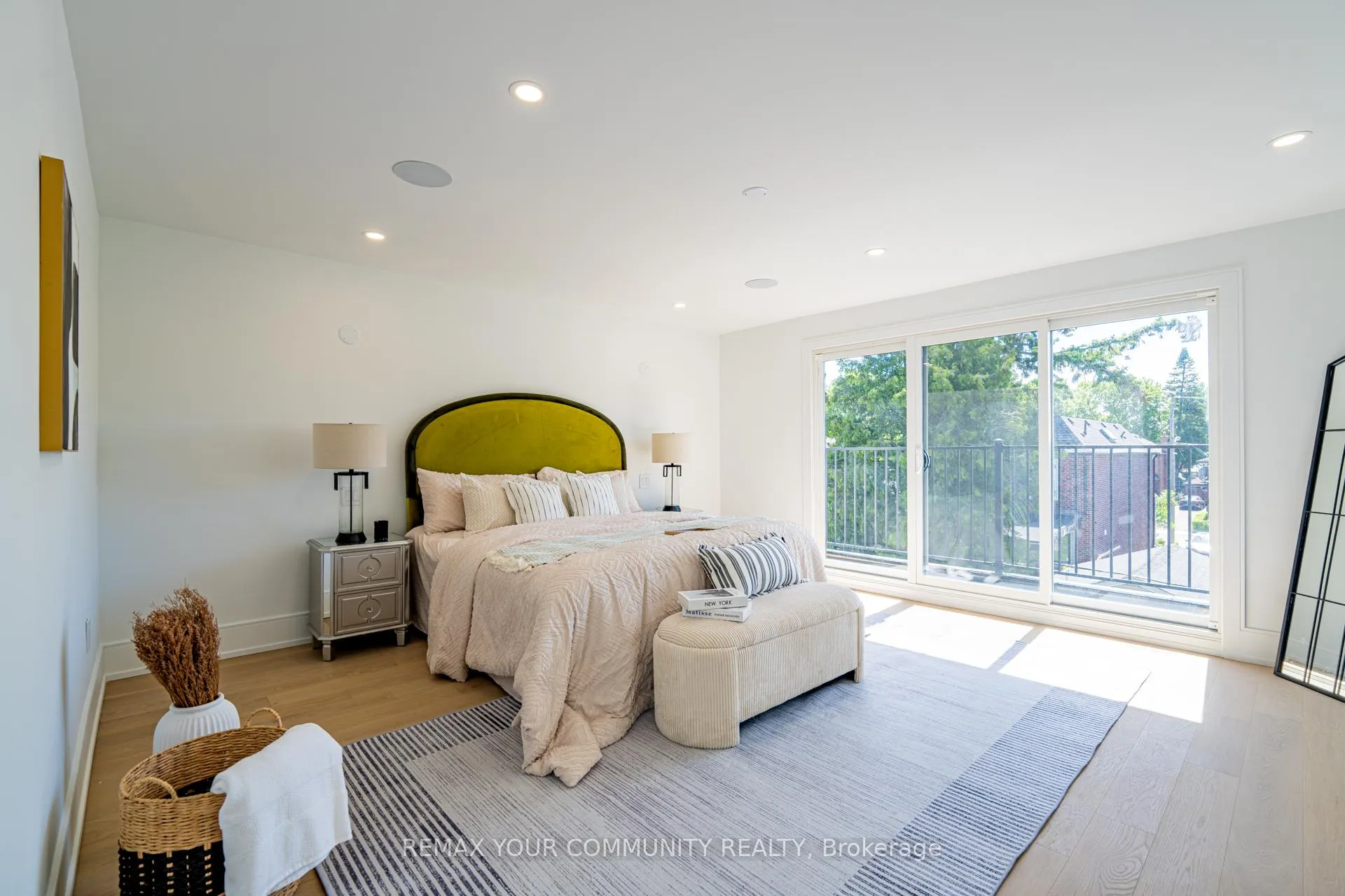 Photo 12 of 360 Woodmount Avenue, Toronto, East York — HOMEH