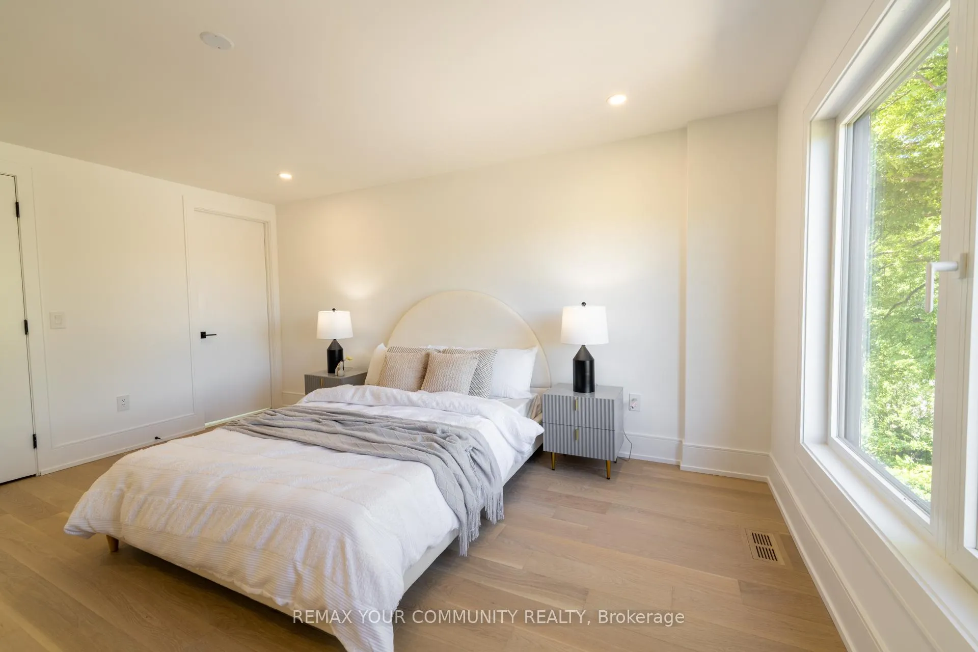 Photo 23 of 360 Woodmount Avenue, Toronto, East York — HOMEH