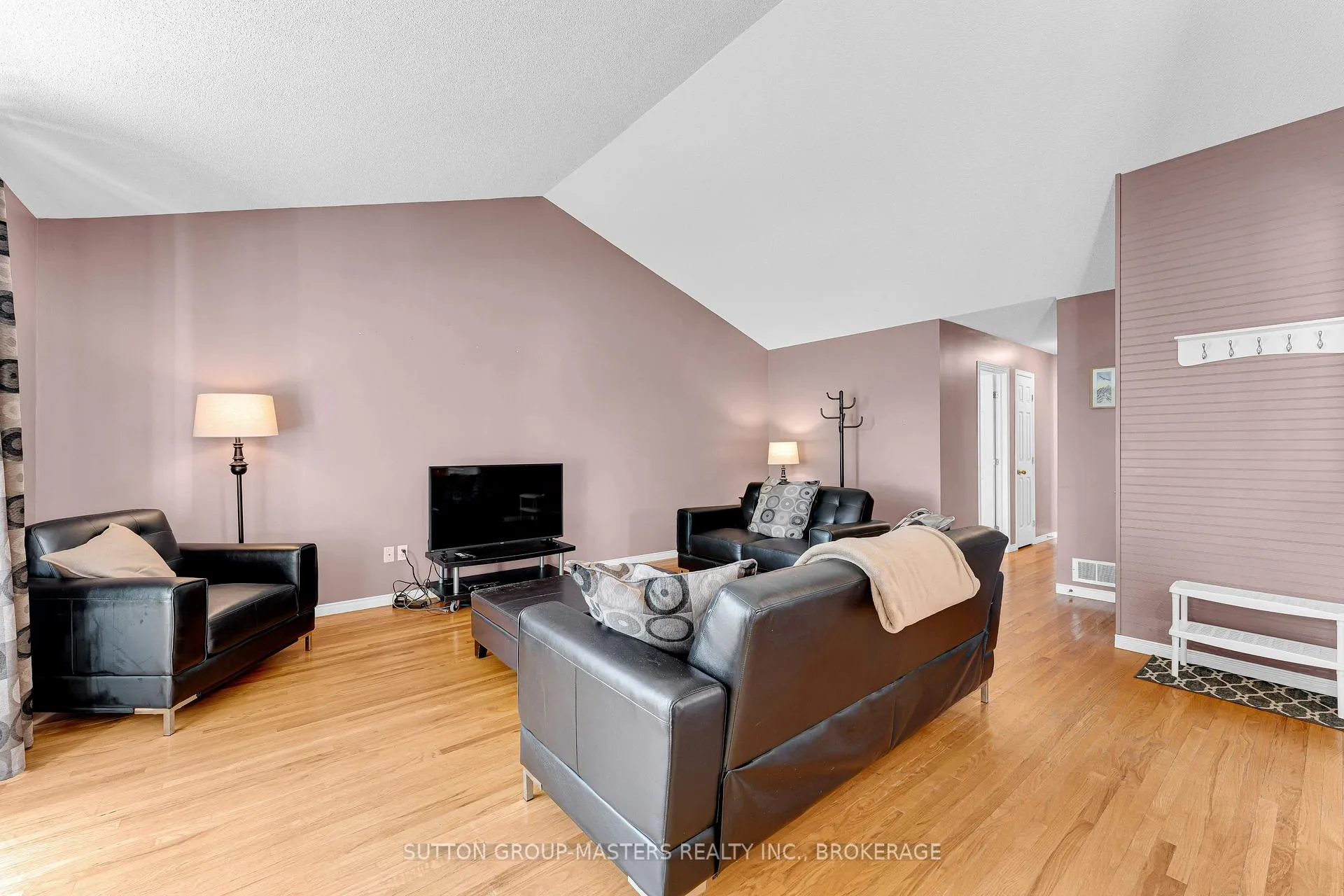 Photo 6 of 457 Fieldstone Drive, Kingston, Kingston East (Incl Barret Crt) — HOMEH