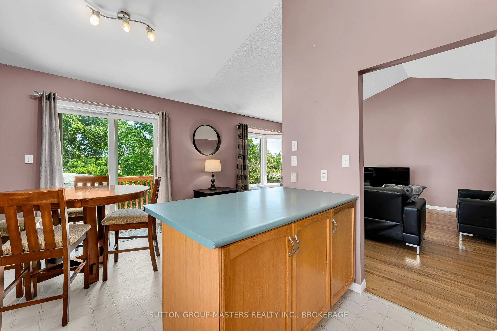 Photo 11 of 457 Fieldstone Drive, Kingston, Kingston East (Incl Barret Crt) — HOMEH