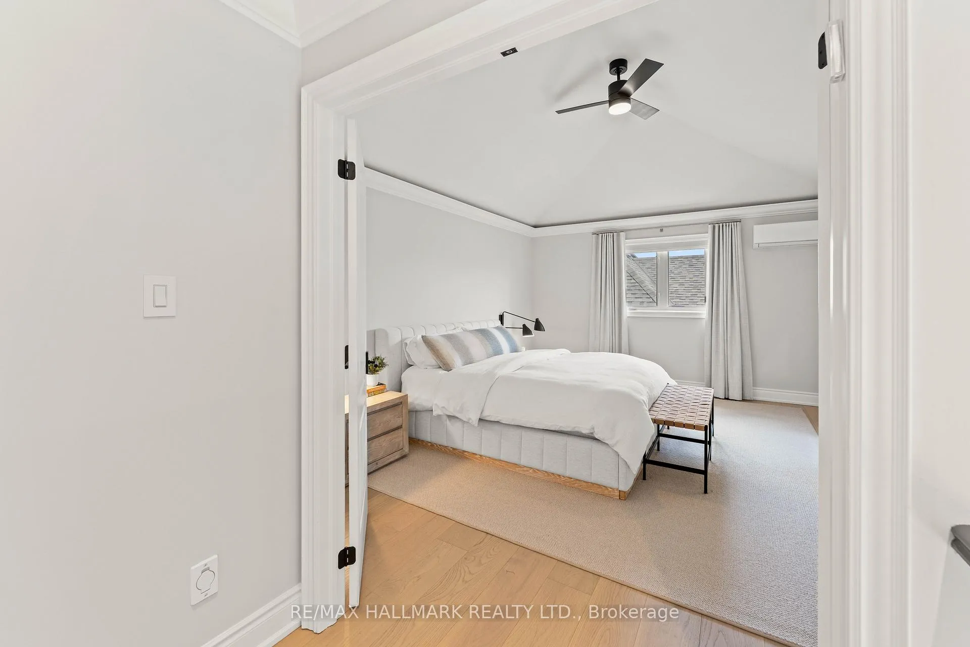 Photo 19 of 42 Yarden Drive, Vaughan, Patterson — HOMEH