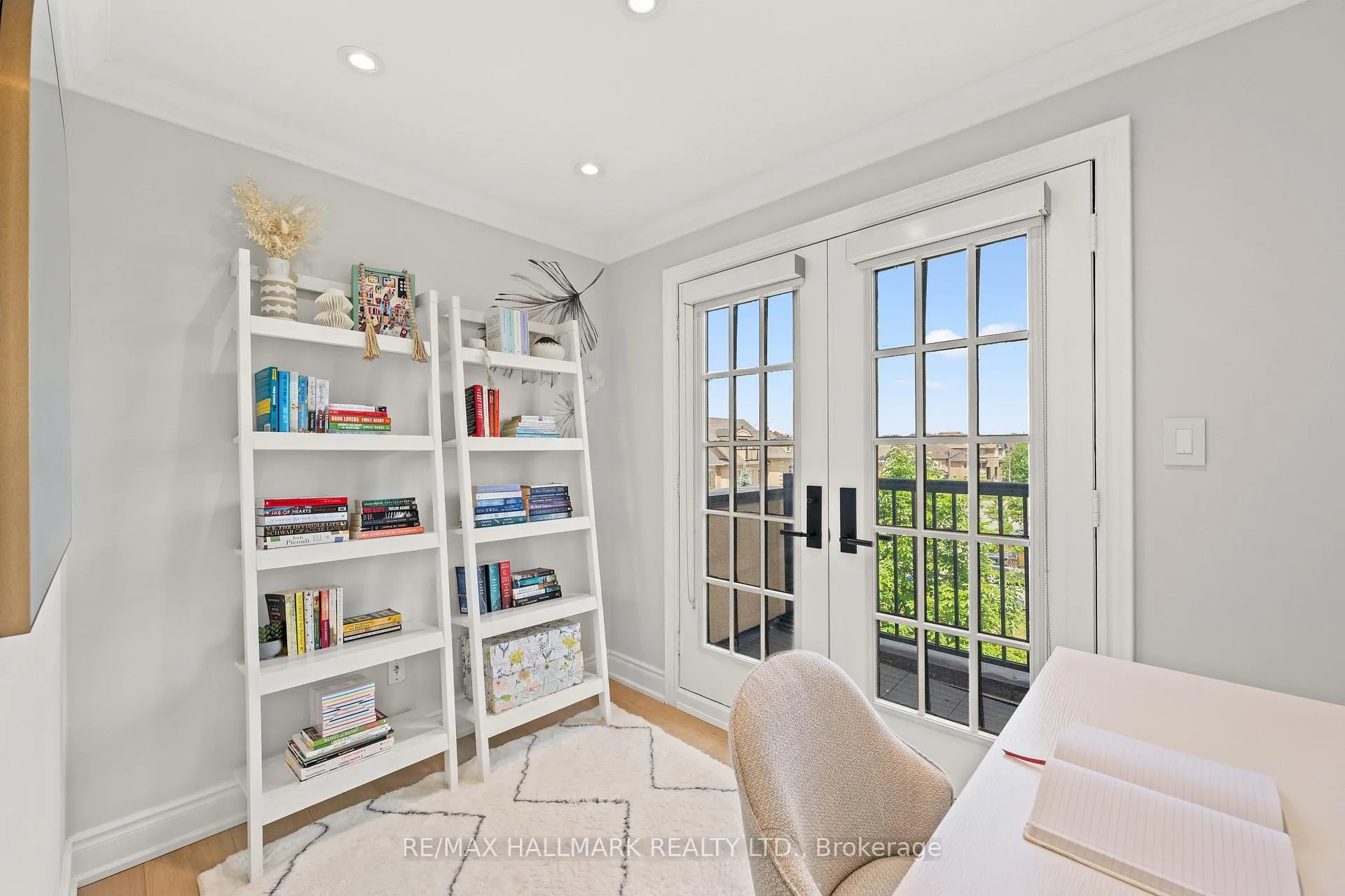 Photo 24 of 42 Yarden Drive, Vaughan, Patterson — HOMEH