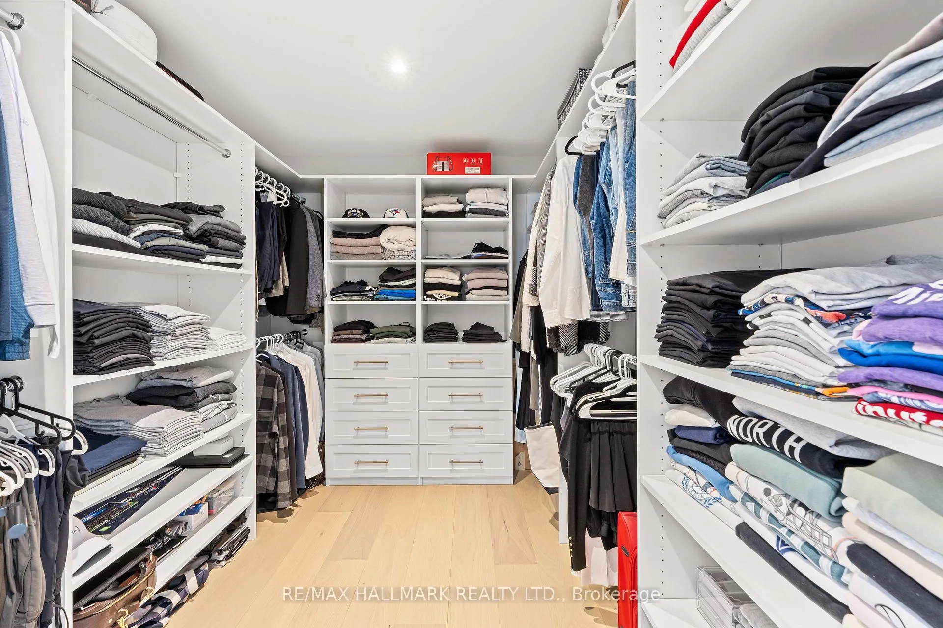 Photo 26 of 42 Yarden Drive, Vaughan, Patterson — HOMEH