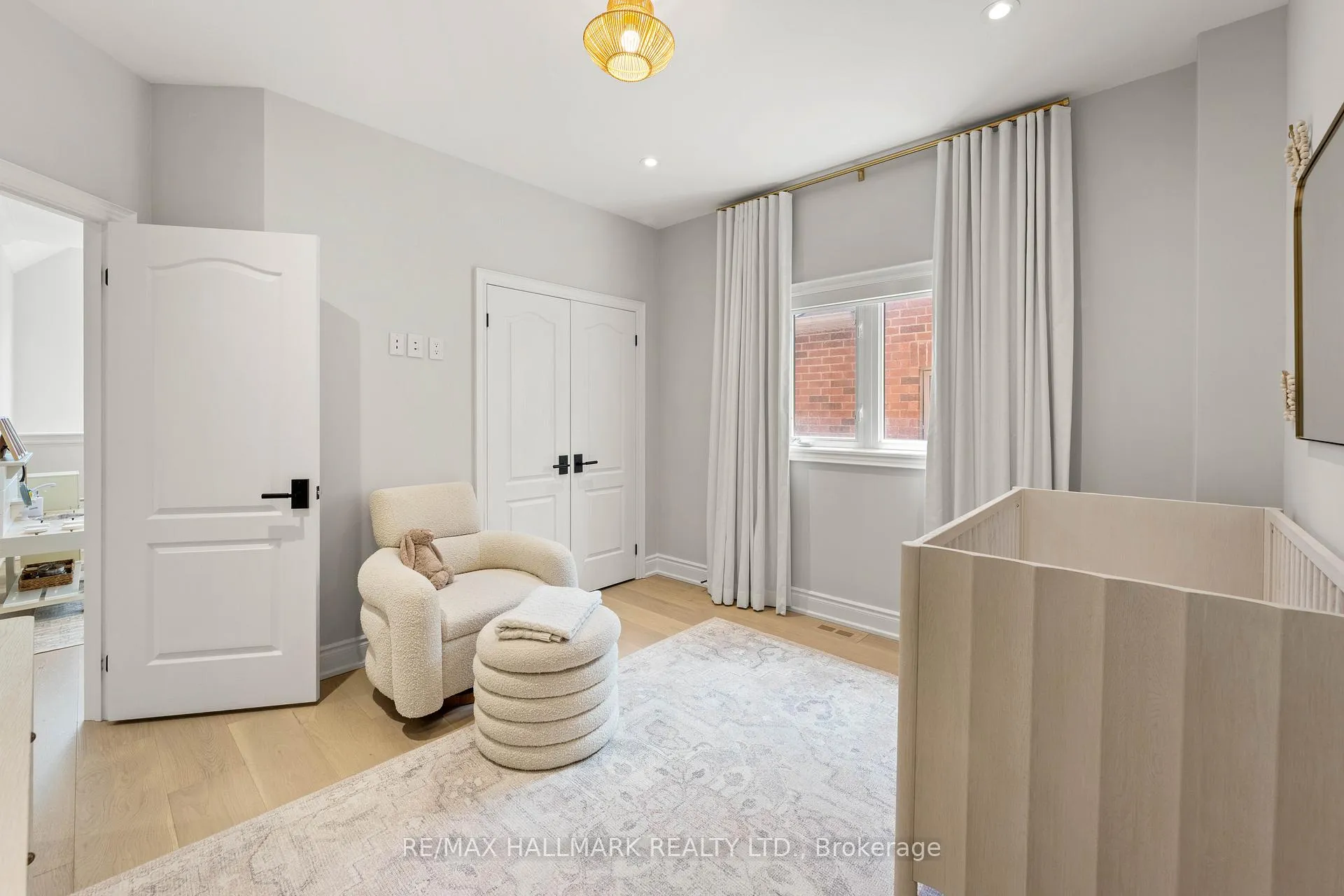 Photo 33 of 42 Yarden Drive, Vaughan, Patterson — HOMEH