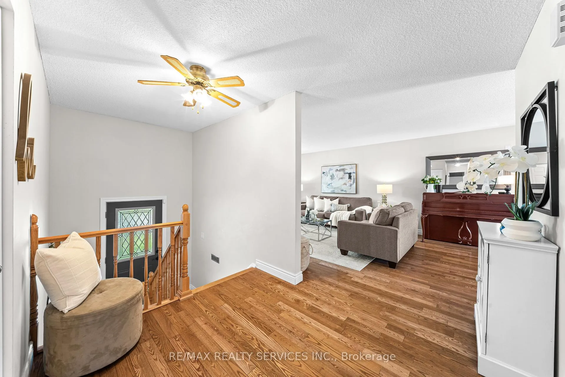 Photo 7 of 20 Linkdale Road, Brampton, Brampton North — HOMEH