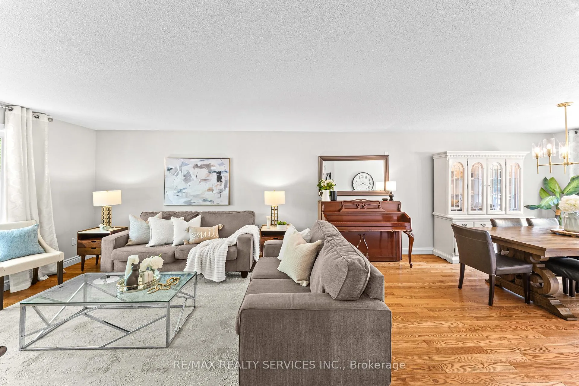 Photo 10 of 20 Linkdale Road, Brampton, Brampton North — HOMEH