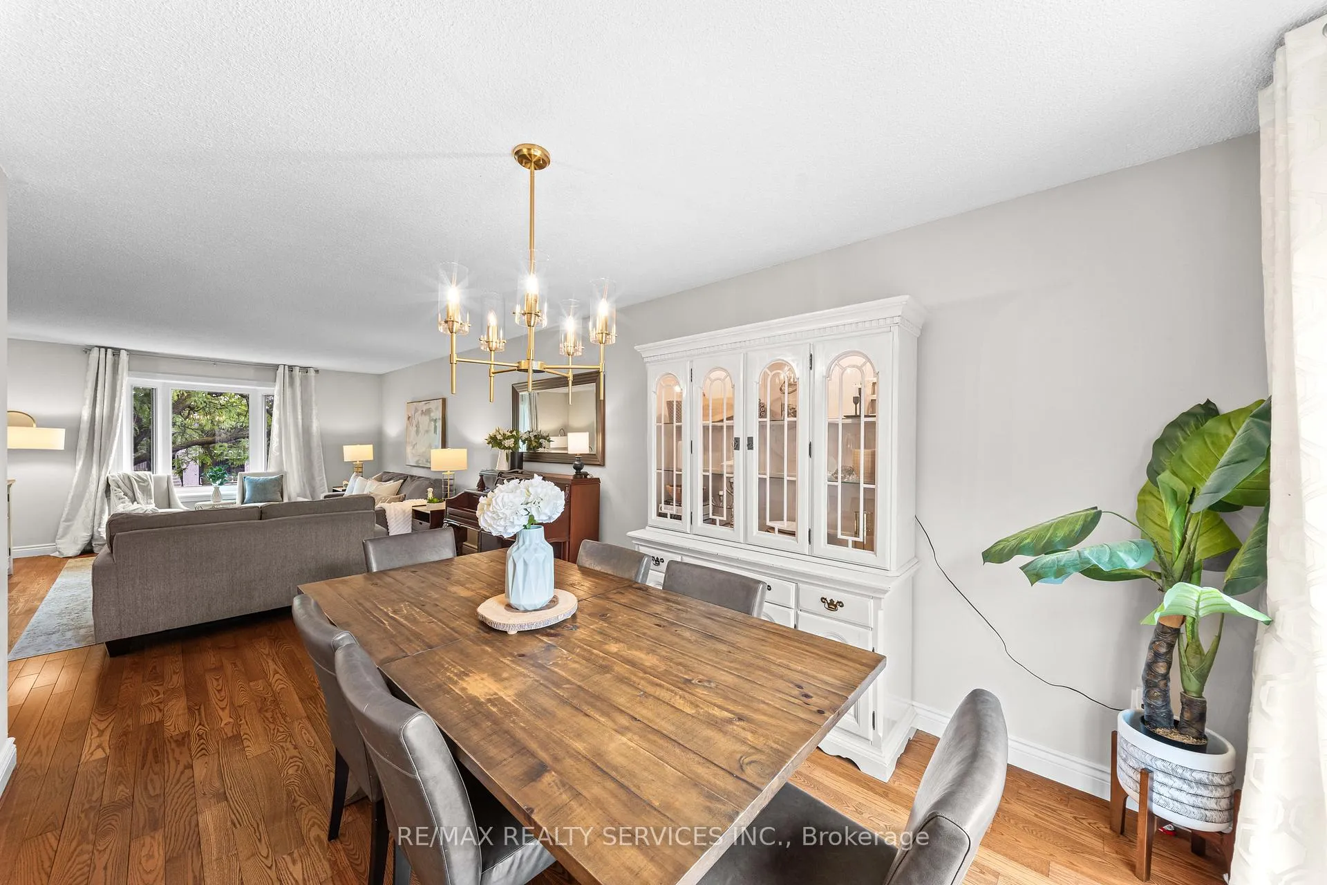 Photo 18 of 20 Linkdale Road, Brampton, Brampton North — HOMEH
