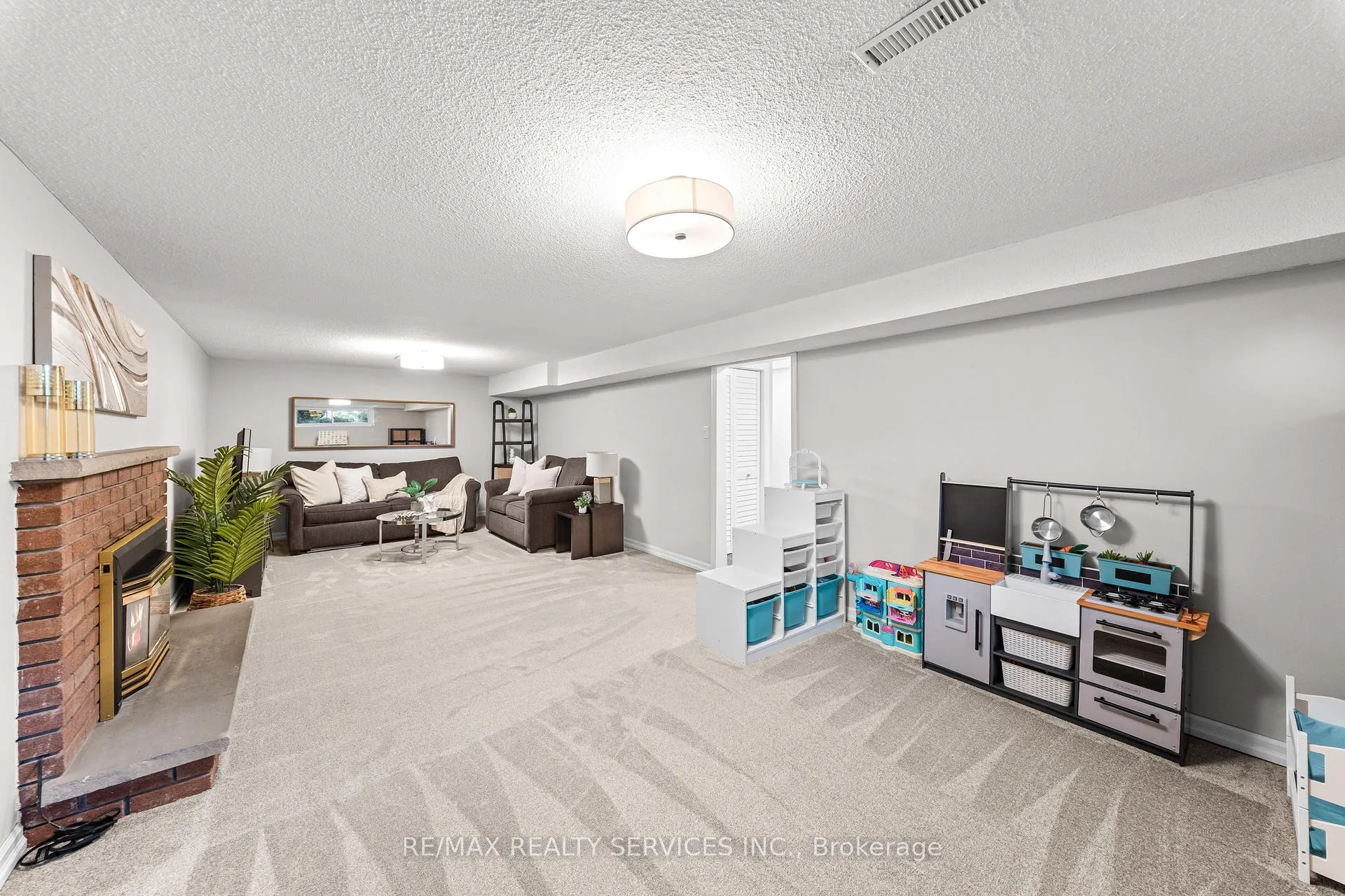 Photo 37 of 20 Linkdale Road, Brampton, Brampton North — HOMEH