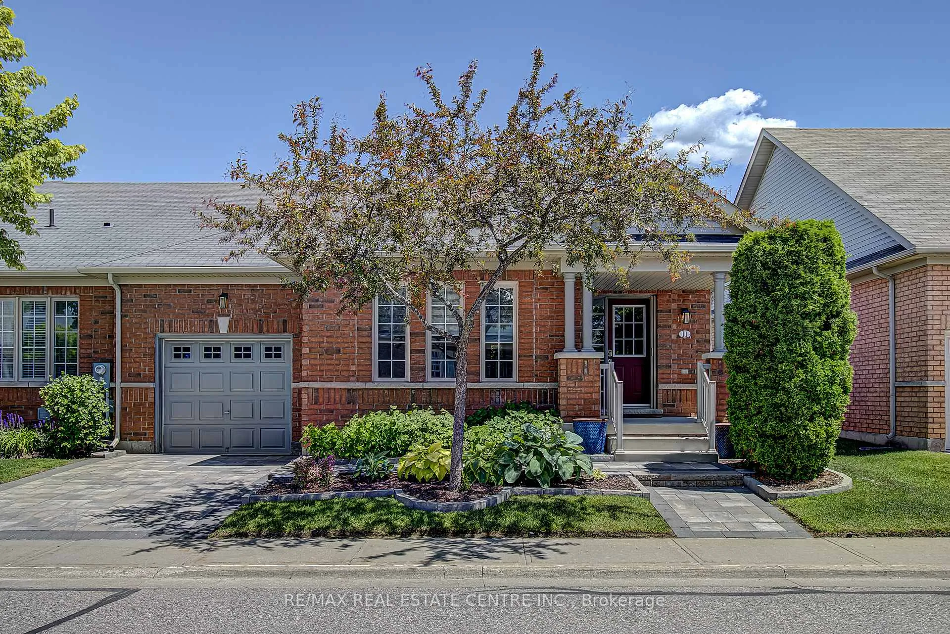 Photo 1 of 11 Fairvalley Street, Brampton, Sandringham-Wellington — HOMEH