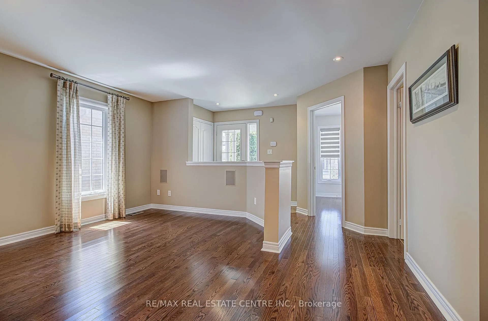 Photo 5 of 11 Fairvalley Street, Brampton, Sandringham-Wellington — HOMEH