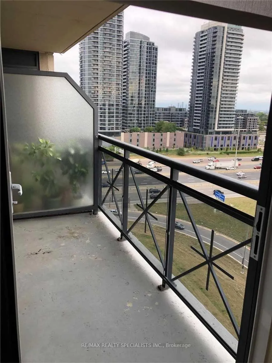 Photo 4 of Unit 1007, 6 Eva Road, Etobicoke, Etobicoke West Mall — HOMEH