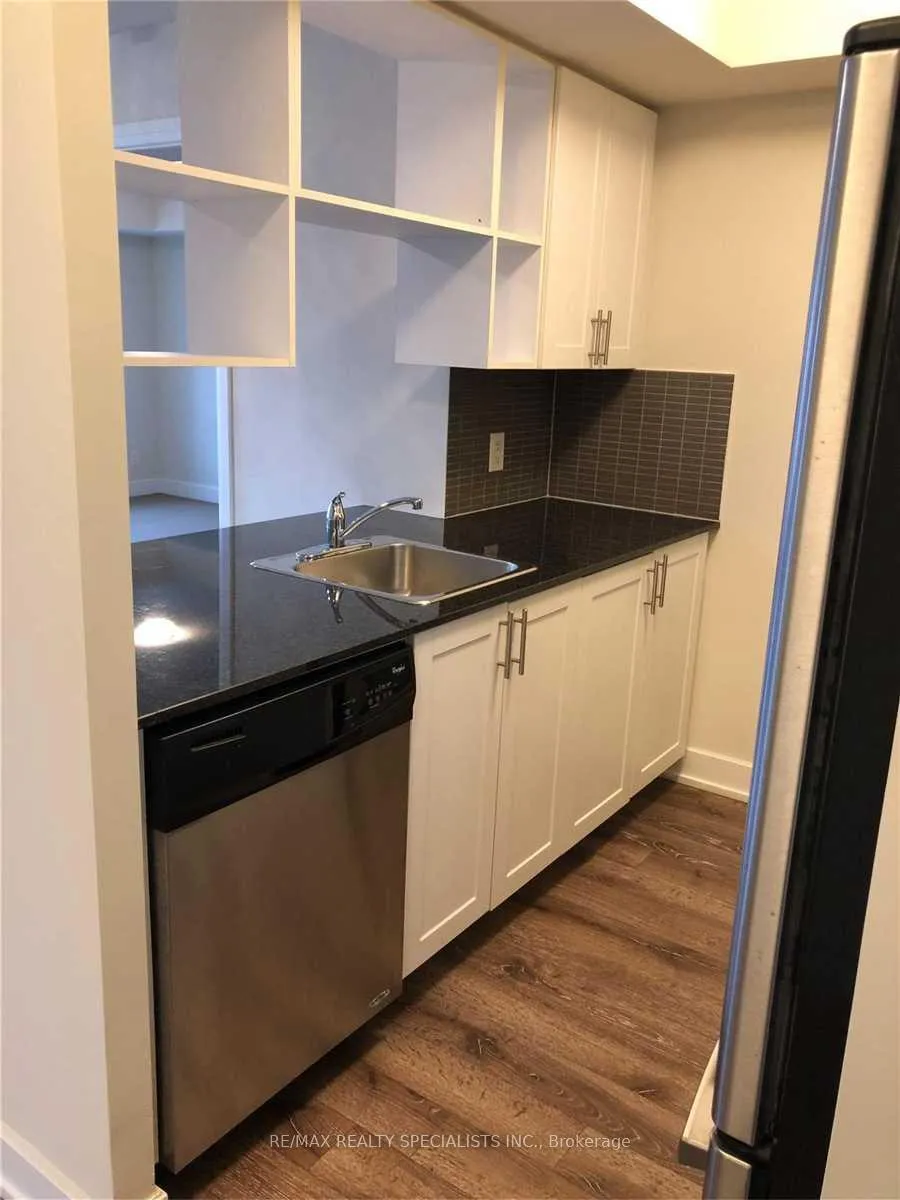 Photo 14 of Unit 1007, 6 Eva Road, Etobicoke, Etobicoke West Mall — HOMEH