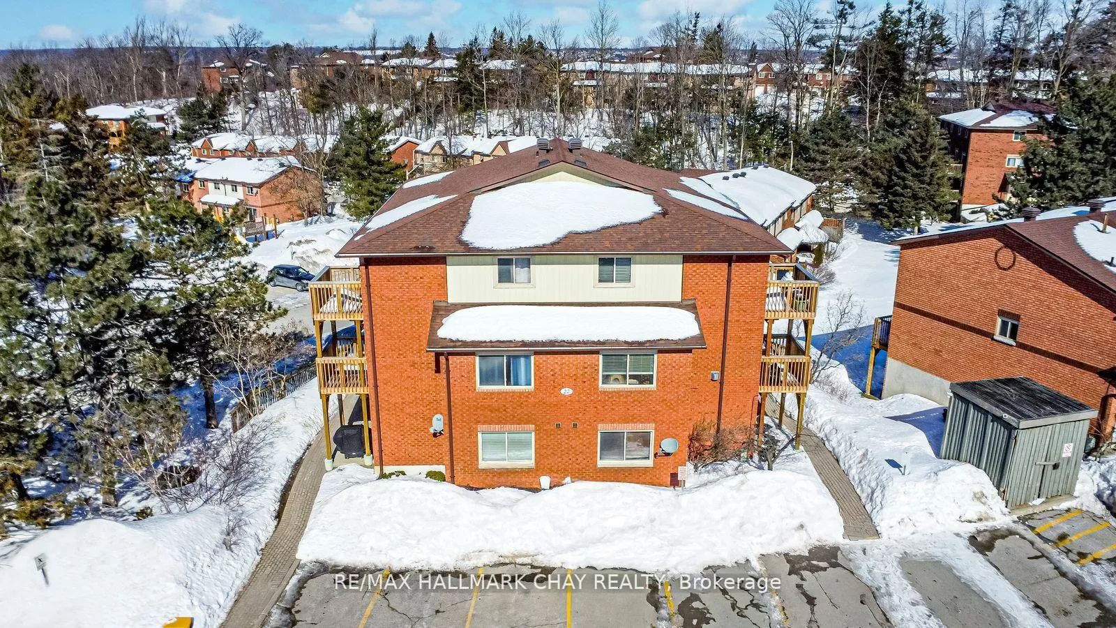 Photo 9 of Unit 8, 22 Meadow Lane, Barrie, Ardagh — HOMEH