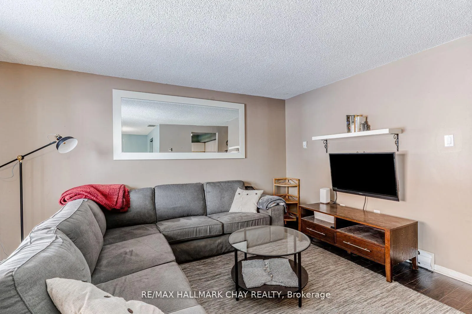 Photo 1 of Unit 8, 22 Meadow Lane, Barrie, Ardagh — HOMEH
