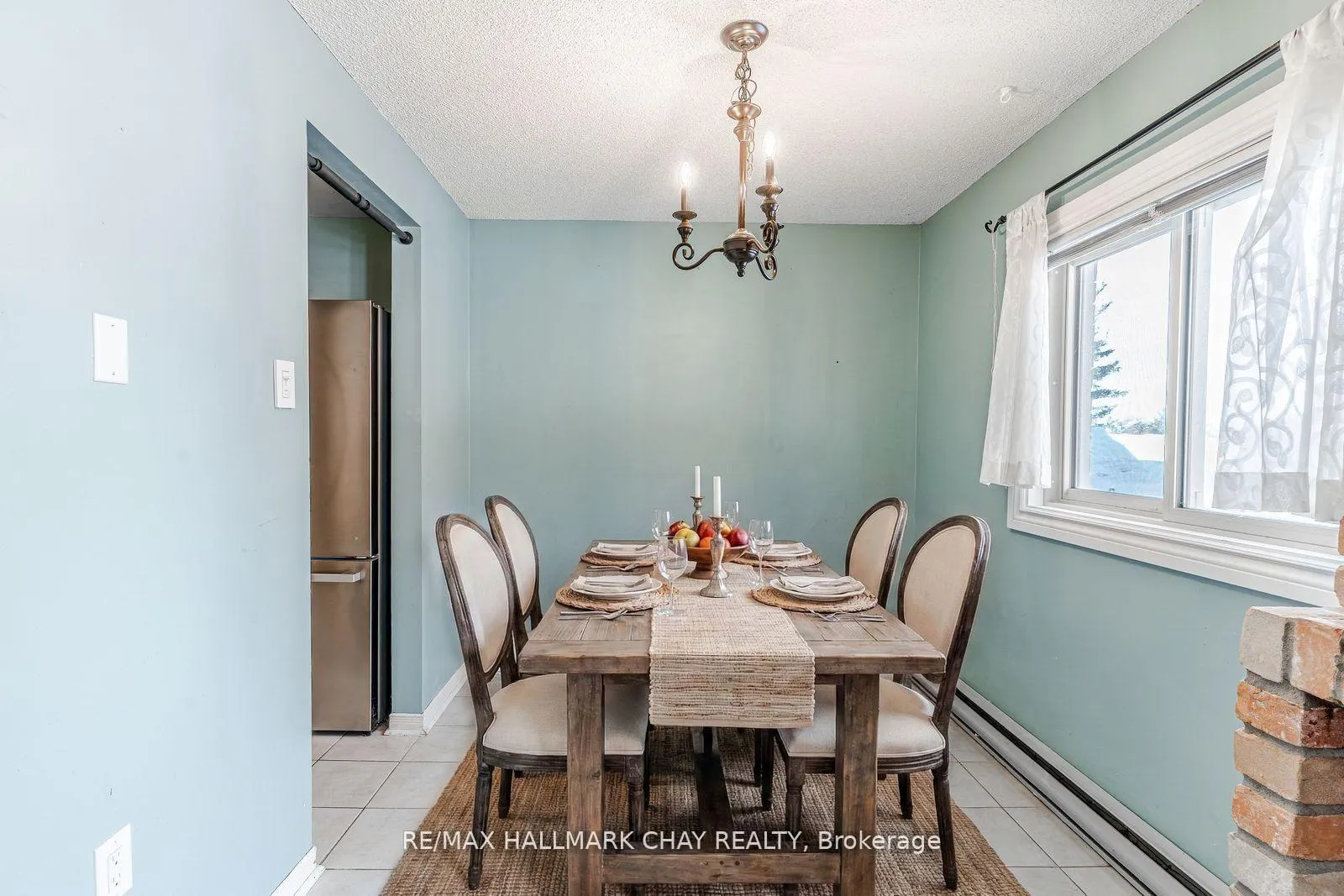 Photo 5 of Unit 8, 22 Meadow Lane, Barrie, Ardagh — HOMEH