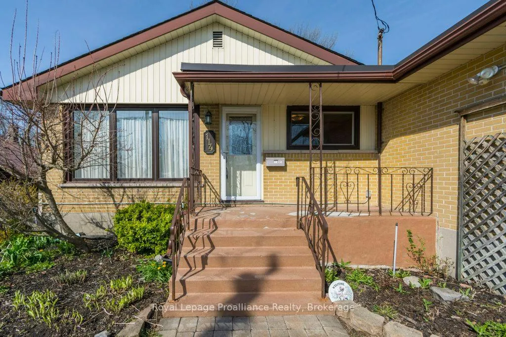 Photo 3 of 114 Rollins Drive, Belleville, Belleville Ward — HOMEH