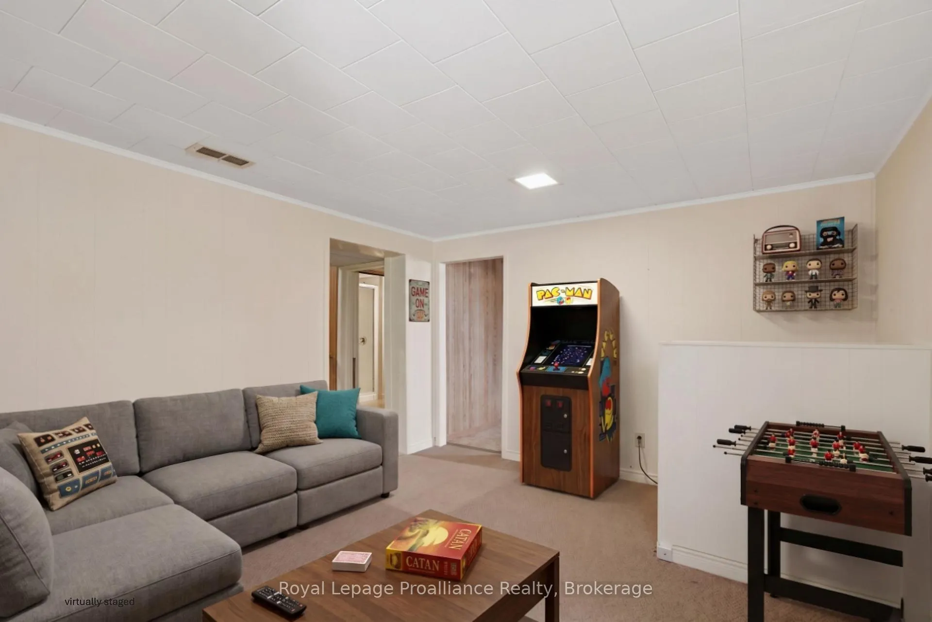 Photo 25 of 114 Rollins Drive, Belleville, Belleville Ward — HOMEH