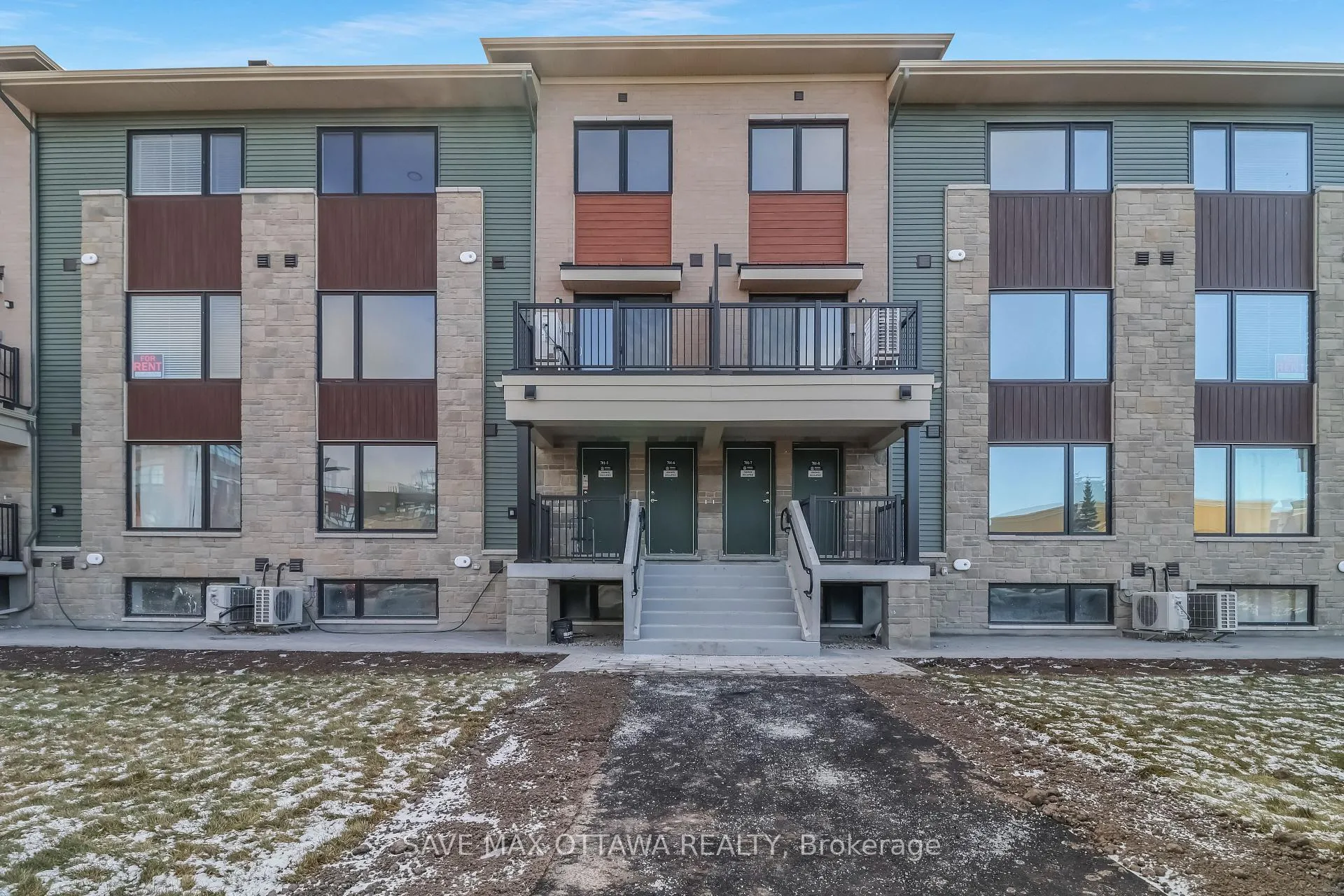 Photo 1 of Unit 07, 701 Glenroy Gilbert Drive, Ottawa, Barrhaven - Strandherd — HOMEH