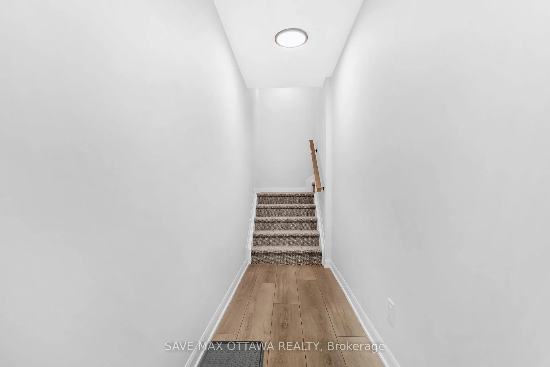 Photo 3 of Unit 07, 701 Glenroy Gilbert Drive, Ottawa, Barrhaven - Strandherd — HOMEH